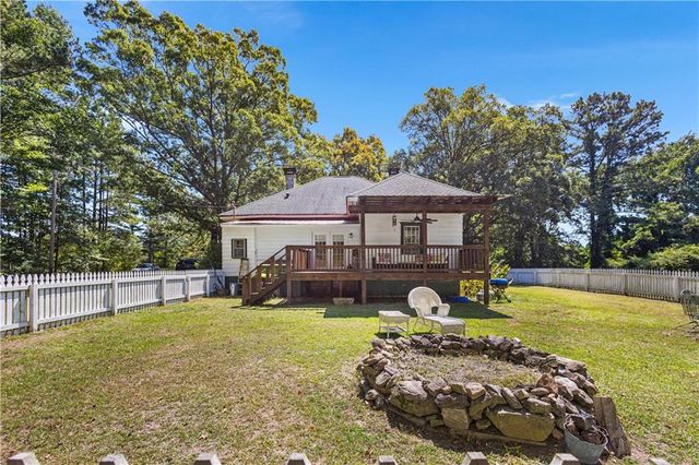 3880 Irwin Bridge NW Road, Conyers, GA 30012