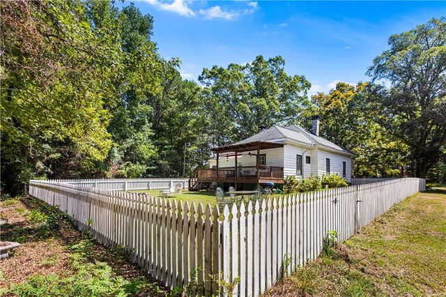 3880 Irwin Bridge NW Road, Conyers, GA 30012