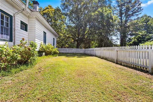 3880 Irwin Bridge NW Road, Conyers, GA 30012