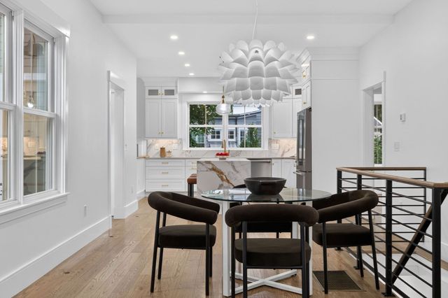 31 Houghton St A, Somerville, MA 02143