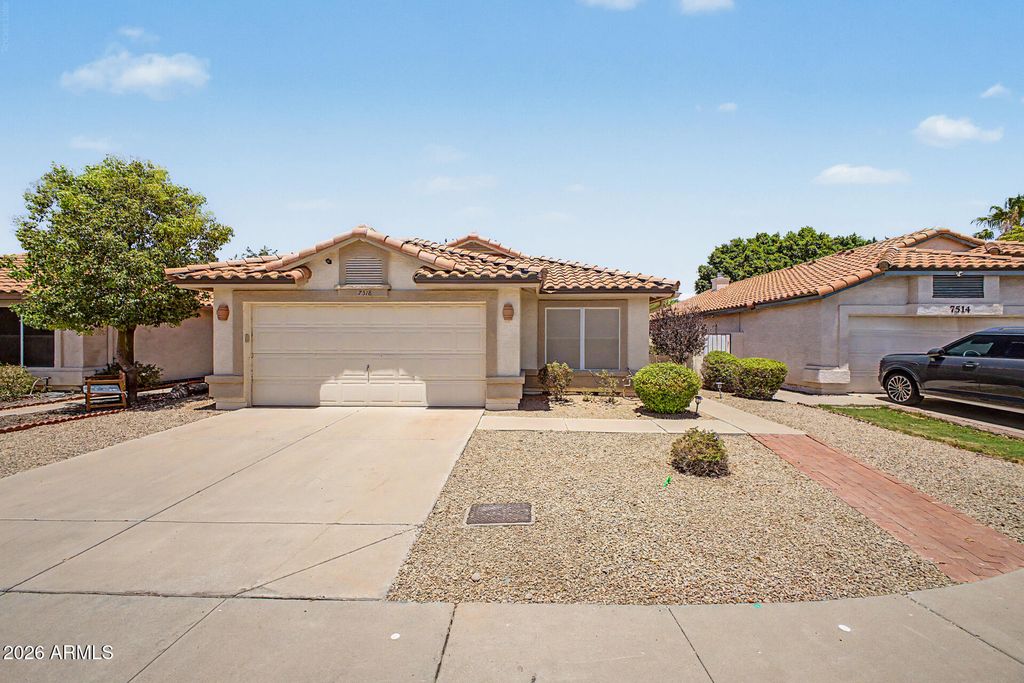 7518 W KERRY Lane, Glendale, AZ 85308 — exterior