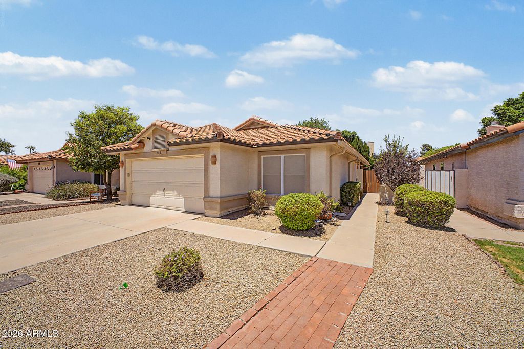 7518 W KERRY Lane, Glendale, AZ 85308 — photo 3