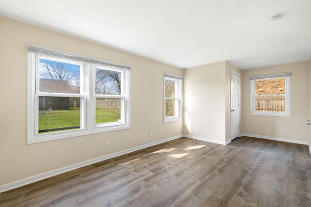 464 Itasca Street, Wood Dale, IL 60191