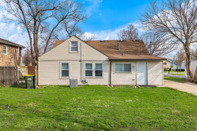 464 Itasca Street, Wood Dale, IL 60191