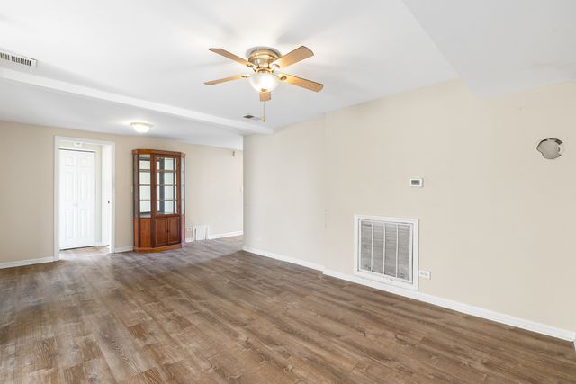 464 Itasca Street, Wood Dale, IL 60191