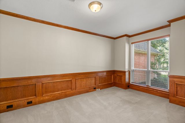 210 Highland Oaks Circle, Southlake, TX 76092