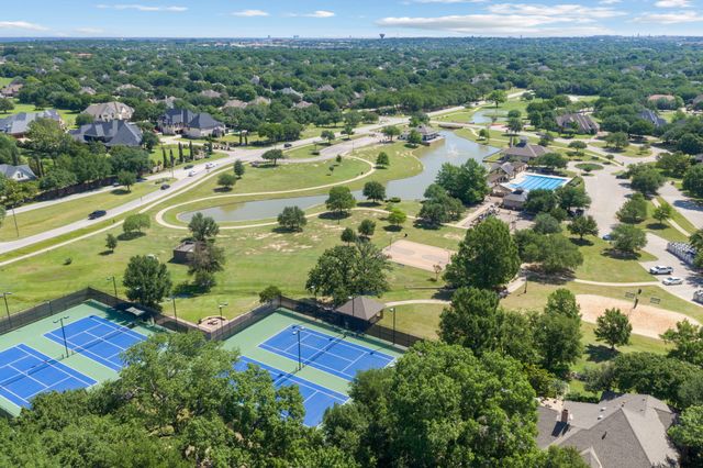 210 Highland Oaks Circle, Southlake, TX 76092