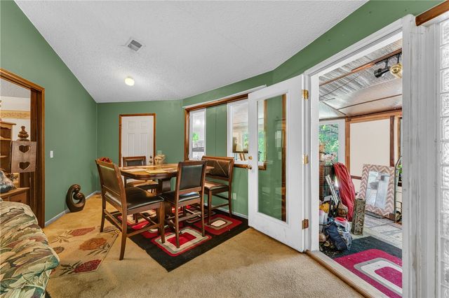 9 Starlite Avenue, Eureka Springs, AR 72631