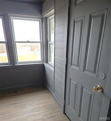 1221 W 7th Street, Washington, MO 63090