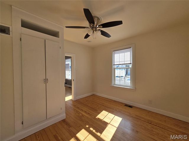 1221 W 7th Street, Washington, MO 63090