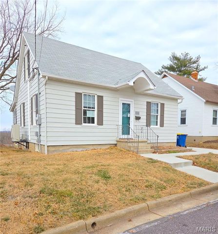 1221 W 7th Street, Washington, MO 63090