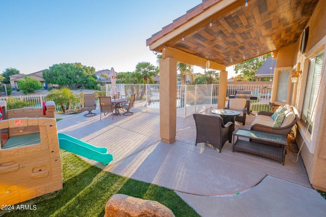 6811 W MONONA Drive, Glendale, AZ 85308