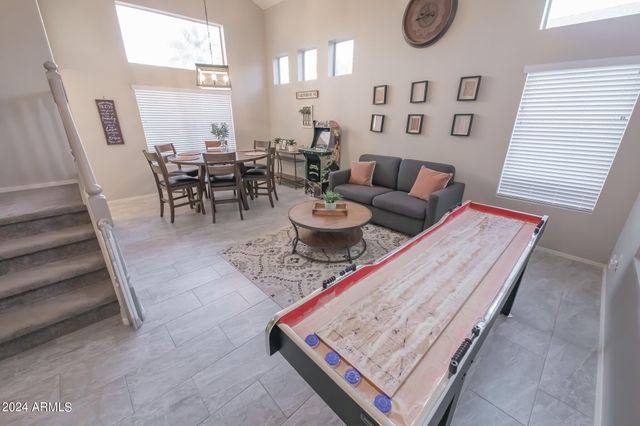 6811 W MONONA Drive, Glendale, AZ 85308