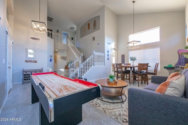 6811 W MONONA Drive, Glendale, AZ 85308