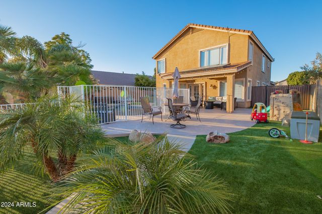 6811 W MONONA Drive, Glendale, AZ 85308