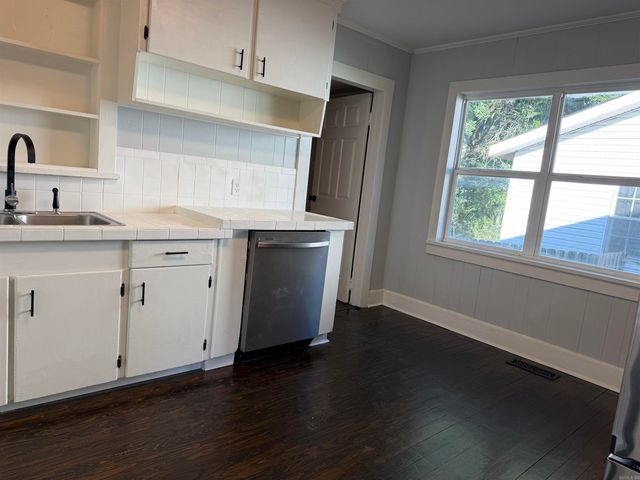 923 W Hazel Street, Benton, AR 72015