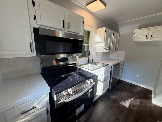 923 W Hazel Street, Benton, AR 72015