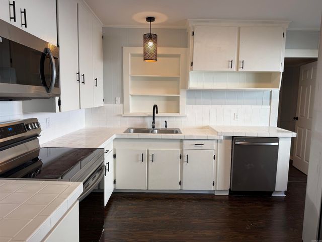 923 W Hazel Street, Benton, AR 72015