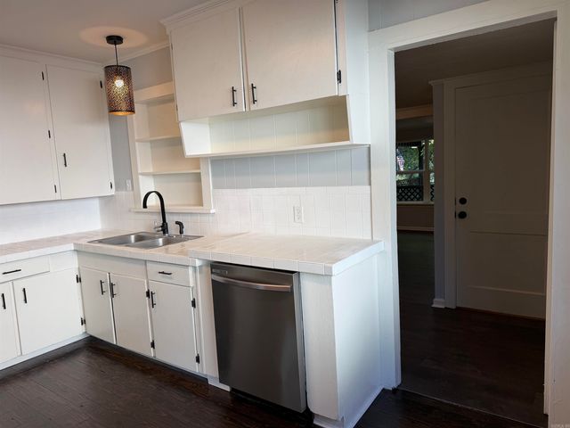 923 W Hazel Street, Benton, AR 72015