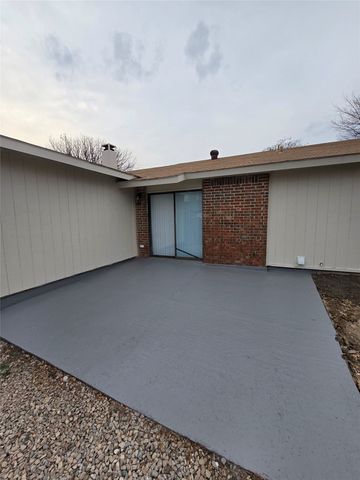 1402 Frio Lane, Garland, TX 75040