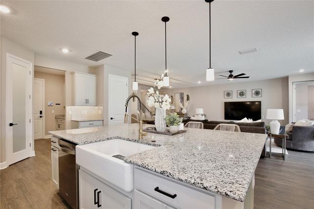 4861 CRAGMERE LOOP, Clermont, FL 34711