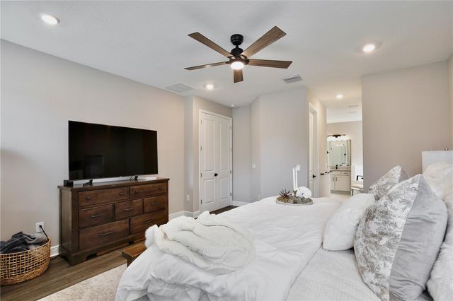 4861 CRAGMERE LOOP, Clermont, FL 34711