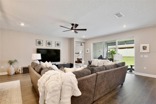 4861 CRAGMERE LOOP, Clermont, FL 34711