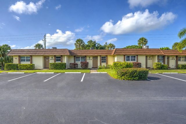 5780 FERNLEY Drive W 144, West Palm Beach, FL 33415
