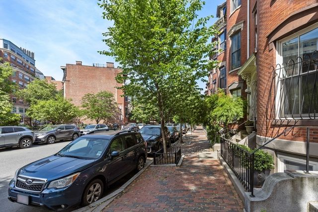 142 Chandler Street 4, Boston, MA 02116