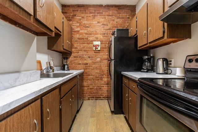 142 Chandler Street 4, Boston, MA 02116