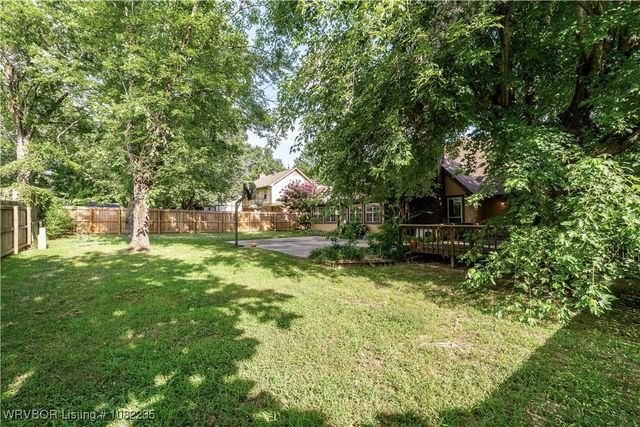 3017 Canongate Way, Fort Smith, AR 72908