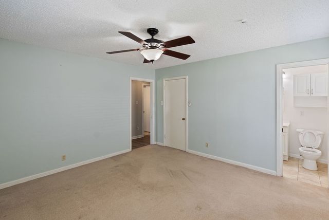 517 Handover Dr, Corpus Christi, TX 78412