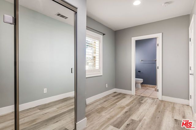 1112 S Highland Avenue, Los Angeles, CA 90019