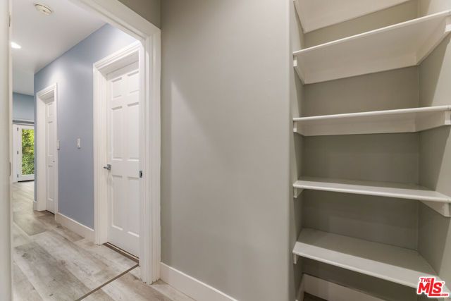1112 S Highland Avenue, Los Angeles, CA 90019