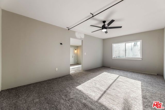 1112 S Highland Avenue, Los Angeles, CA 90019