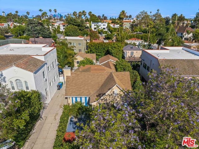 1112 S Highland Avenue, Los Angeles, CA 90019