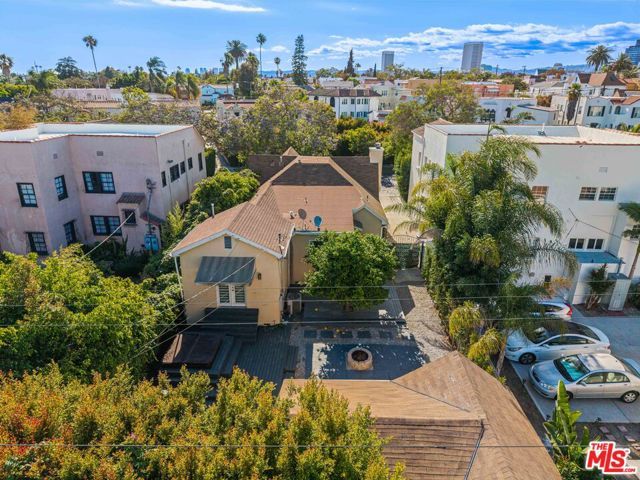 1112 S Highland Avenue, Los Angeles, CA 90019
