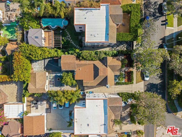 1112 S Highland Avenue, Los Angeles, CA 90019