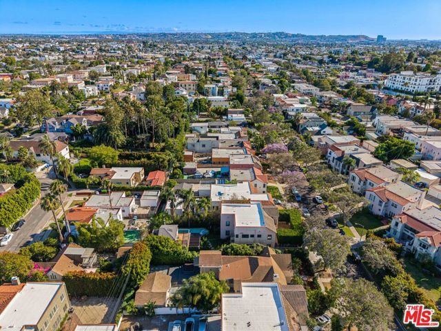 1112 S Highland Avenue, Los Angeles, CA 90019
