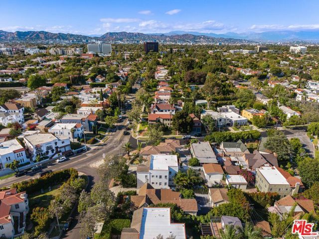 1112 S Highland Avenue, Los Angeles, CA 90019