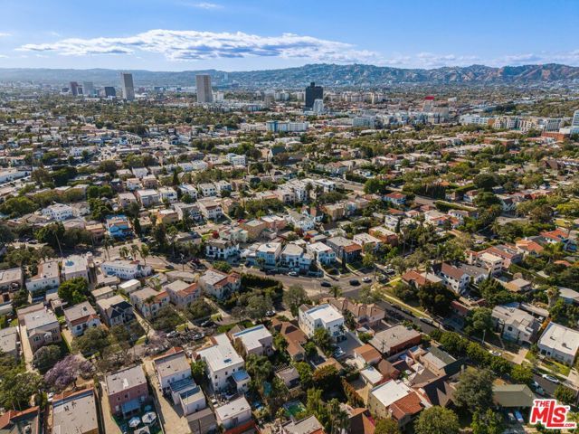 1112 S Highland Avenue, Los Angeles, CA 90019