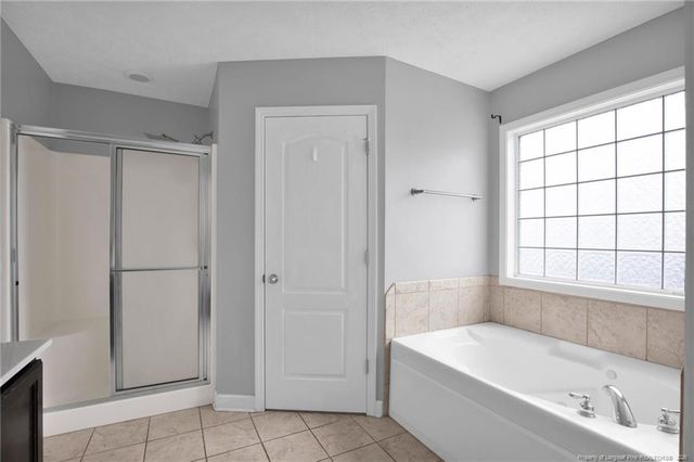 467 Thorncliff Drive, Raeford, NC 28376