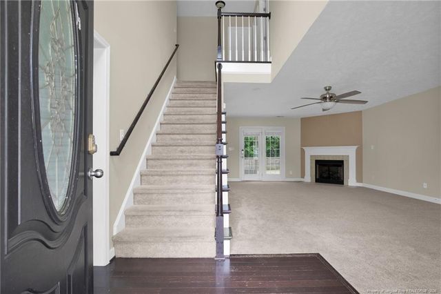 467 Thorncliff Drive, Raeford, NC 28376