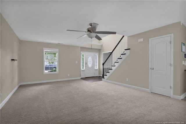 467 Thorncliff Drive, Raeford, NC 28376