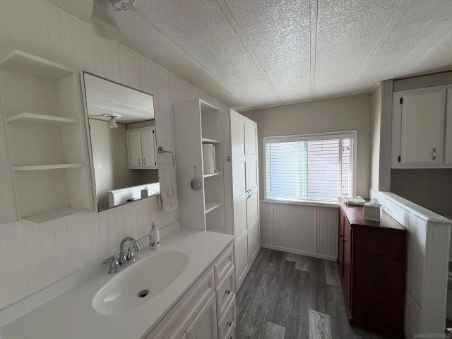 4886 Old Cliffs Rd, San Diego, CA 92120