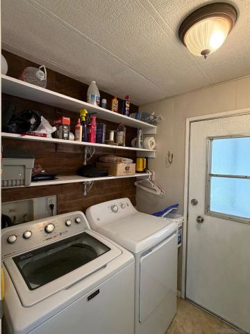 4886 Old Cliffs Rd, San Diego, CA 92120