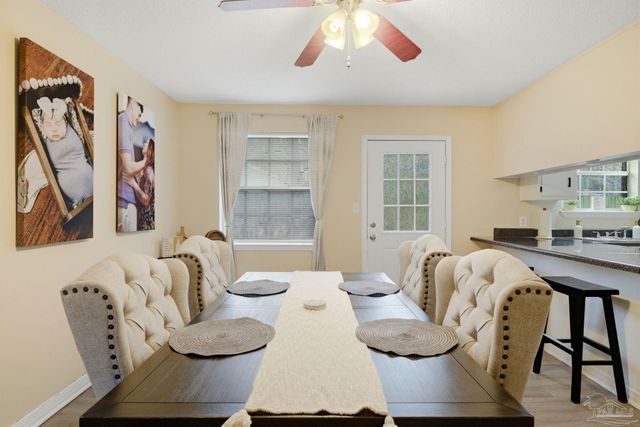 620 Carondelay Dr, Pensacola, FL 32506