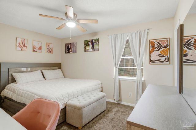 620 Carondelay Dr, Pensacola, FL 32506