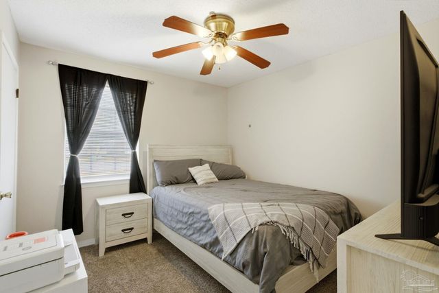 620 Carondelay Dr, Pensacola, FL 32506