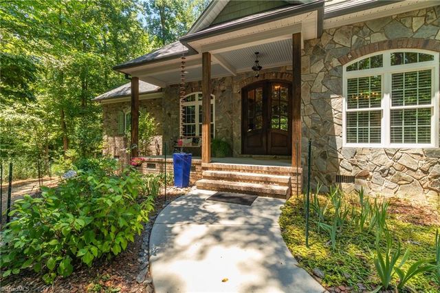 3108 Sandy Springs Road, Greensboro, NC 27455
